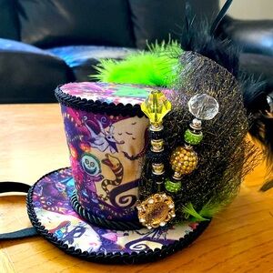 Nightmare Before Christmas Mini Hat 💀🎄🎩